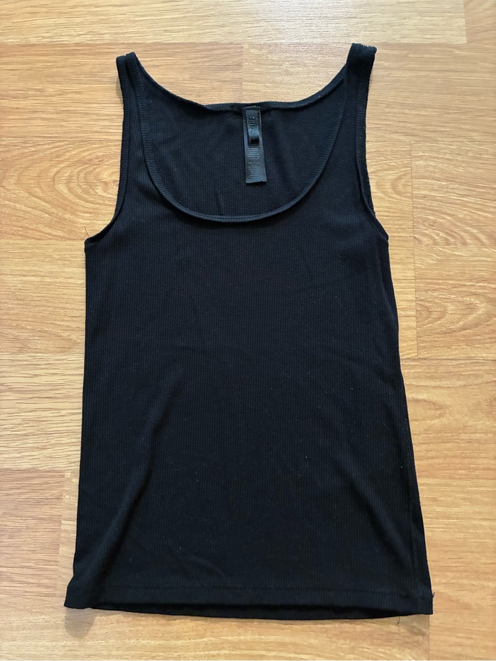 SKIMS Black Ribbed Tank Top - Women's Classic Scoop Neck
